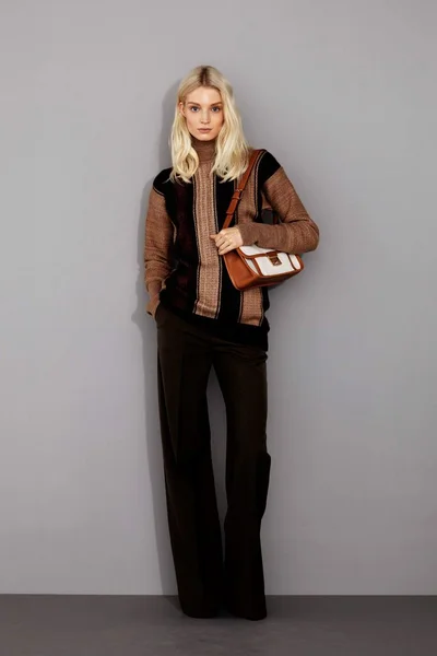 Look 3
